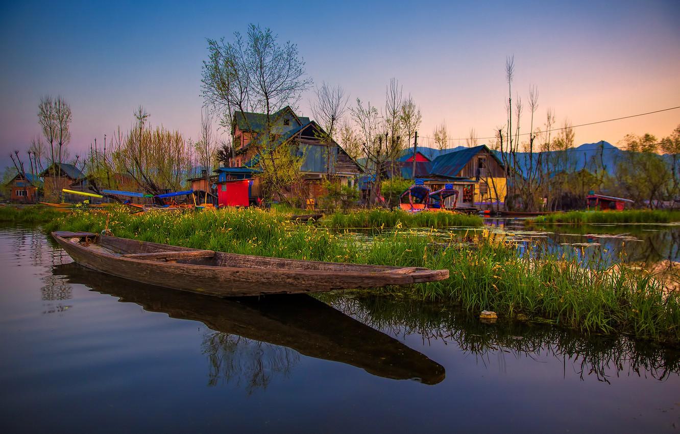 1332x850 Wallpaper boat, India, channel, Pakistan, Dal lake, Srinagar, The Kashmir valley image for desktop, section город