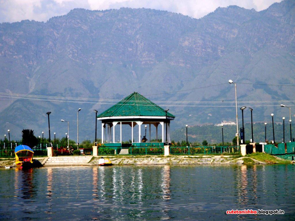1024x768 Nehru Park in Beautiful Dal Lake of Srinagar. Awesome Nature Wallpaper For Desktop
