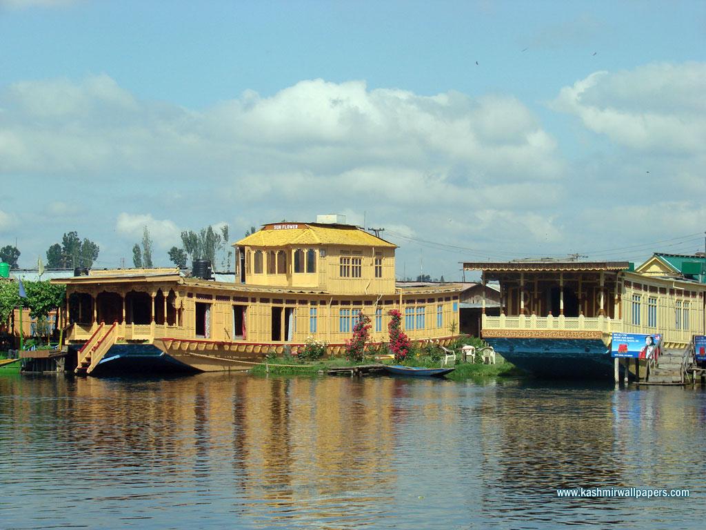 1024x768 Free download Dal Lake Srinagar Free Kashmir wallpaper Gulmarg Pehalgam Dal [1024x768] for your Desktop, Mobile & Tablet. Explore Kashmir Wallpaper. Kashmir HD Wallpaper, Jammu And Kashmir Wallpaper