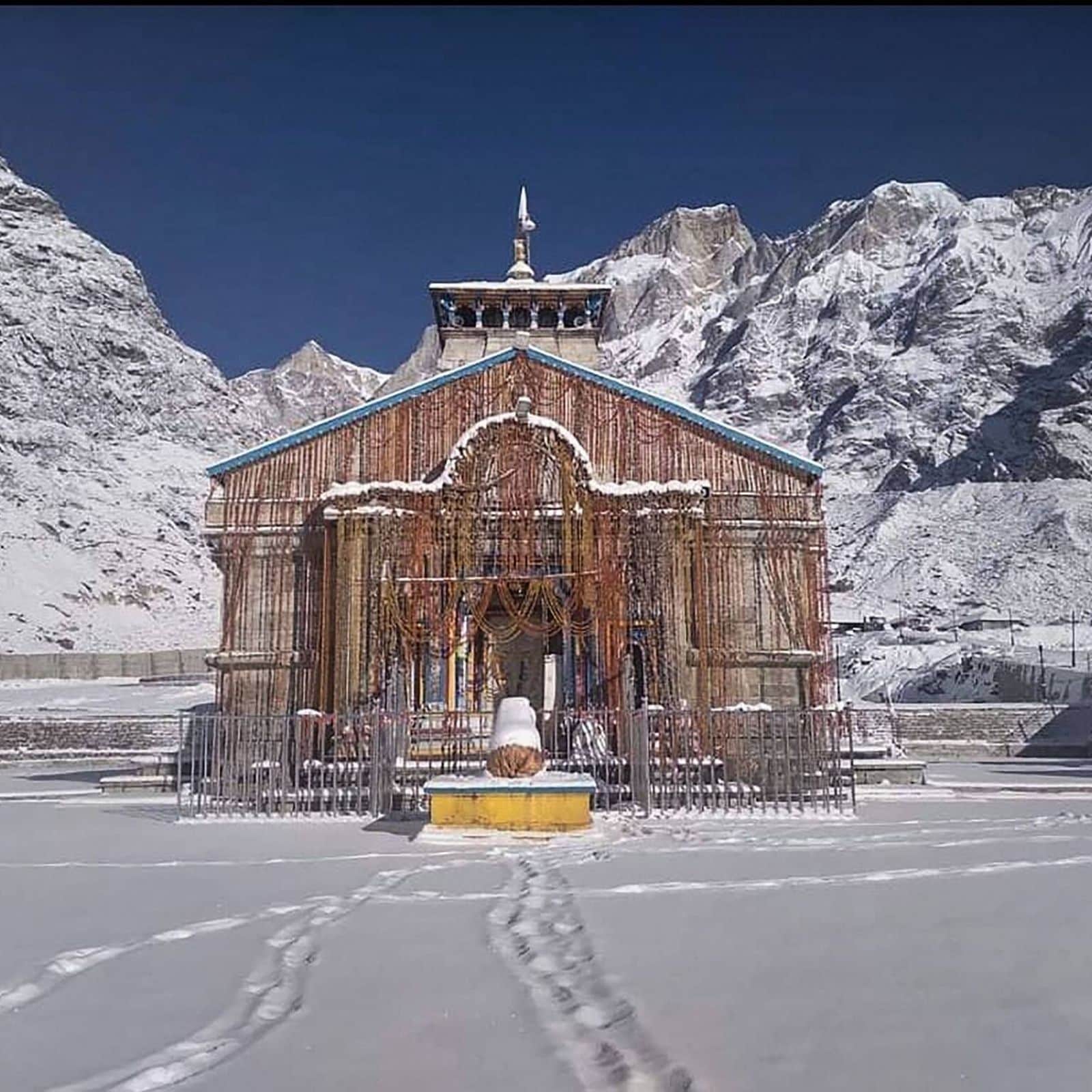 1600x1600 Snowfall, Rain Disrupt Char Dham Yatra, Pilgrims Stopped on Way to Kedarnath, Yamunotri