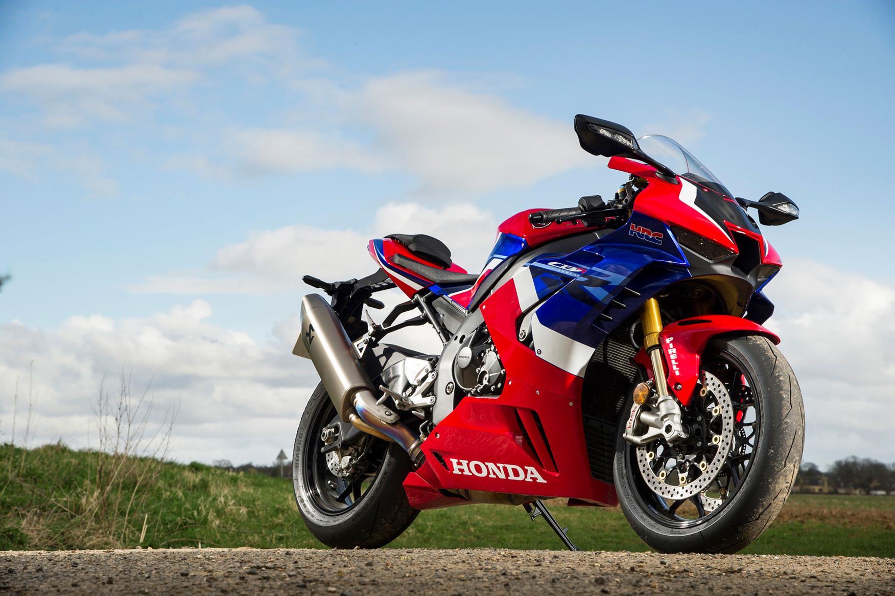 Honda CBR1000RR-R SP Fireblade Wallpapers - Top Free Honda CBR1000RR-R ...