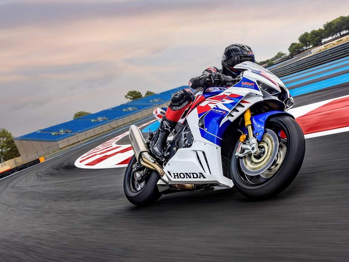 Honda CBR1000RR-R SP Fireblade Wallpapers - Top Free Honda CBR1000RR-R ...
