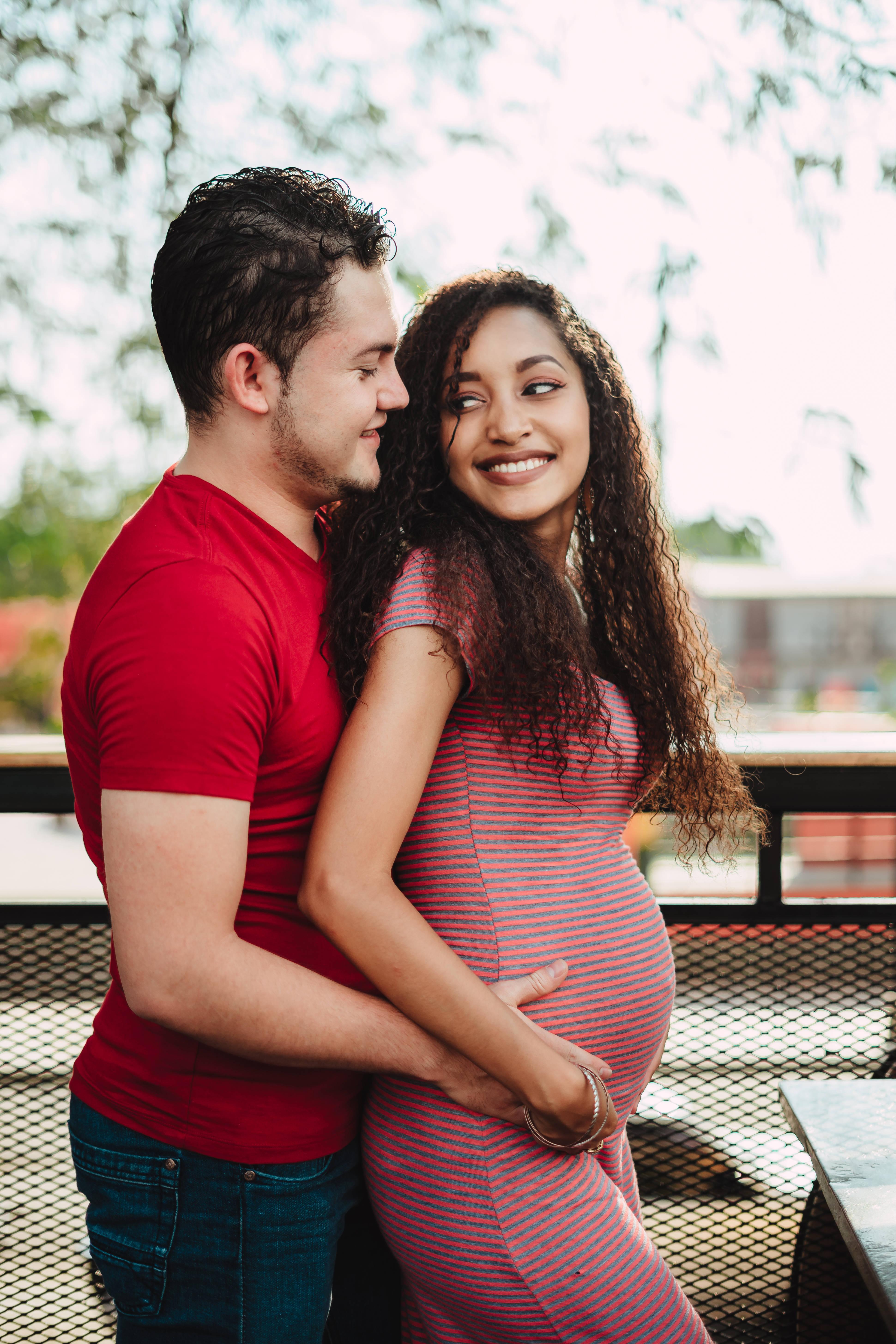 3881x5822 Download Image A Pregnant Woman Celebrates Mothers Day Wallpaper