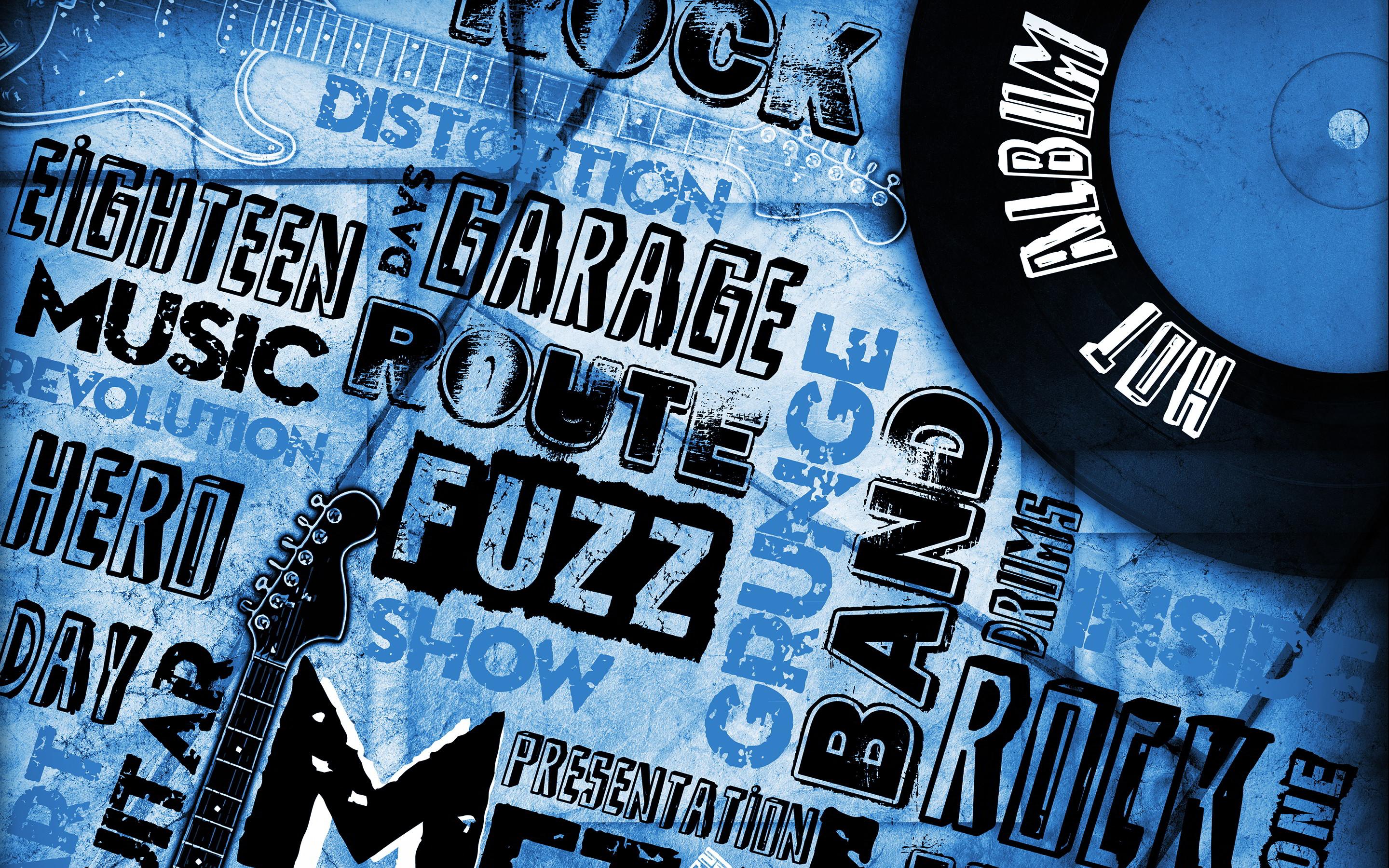 2880x1800 Microphone Vintage Old Music
