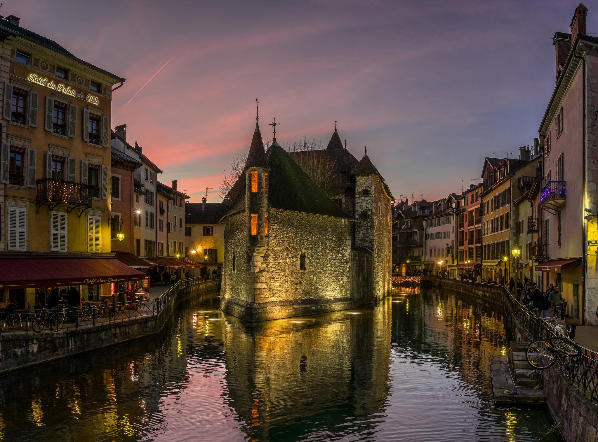 2048x1516 Download Annecy wallpaper for mobile phone, free Annecy HD picture