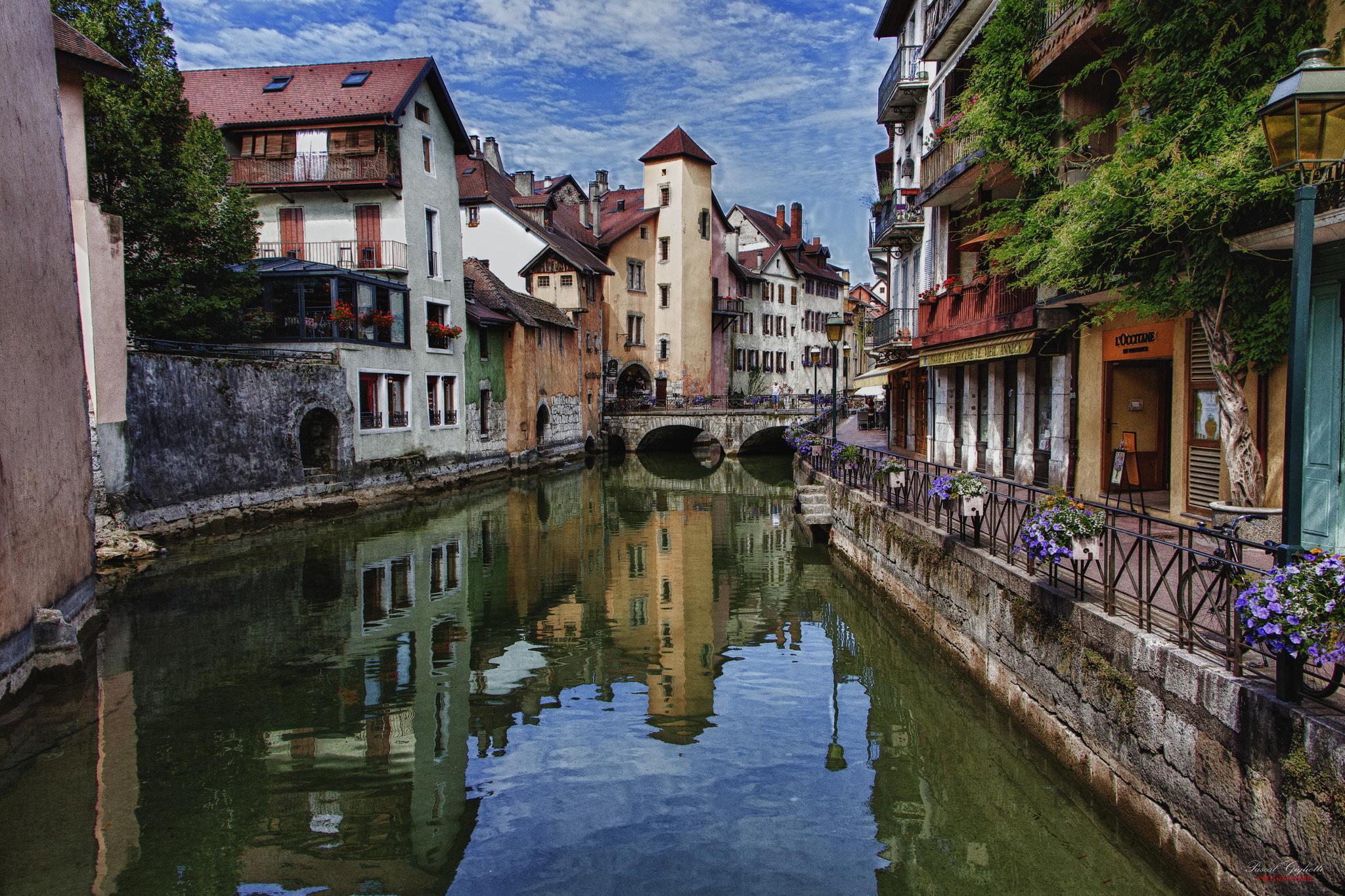 2048x1365 Wallpaper. Cities. photo. picture. the city, Анси, Annecy, France, channel