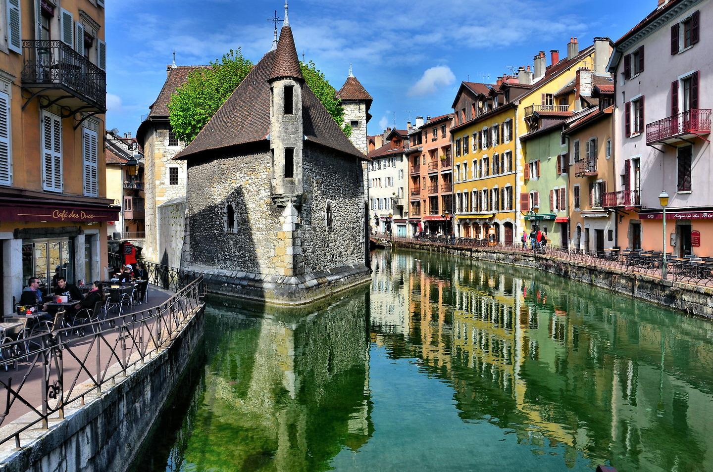 1440x954 Annecy, France Travel Guide