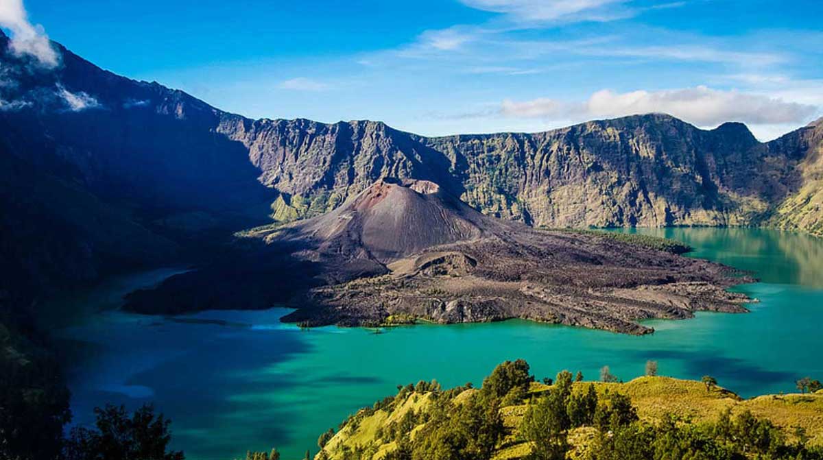 1200x671 RINJANI NATIONAL PARK LOMBOK ISLAND INDONESIA Geopark Indonesia Rinjani Lombok Trekking Guides Trekking Park Guides Lombok Trekking