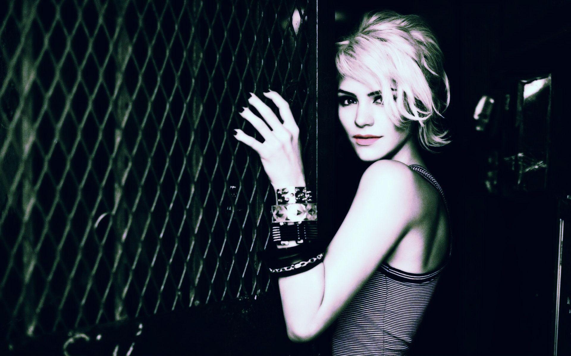 1920x1200 Emo Girls Wallpaper Full HD Free Download