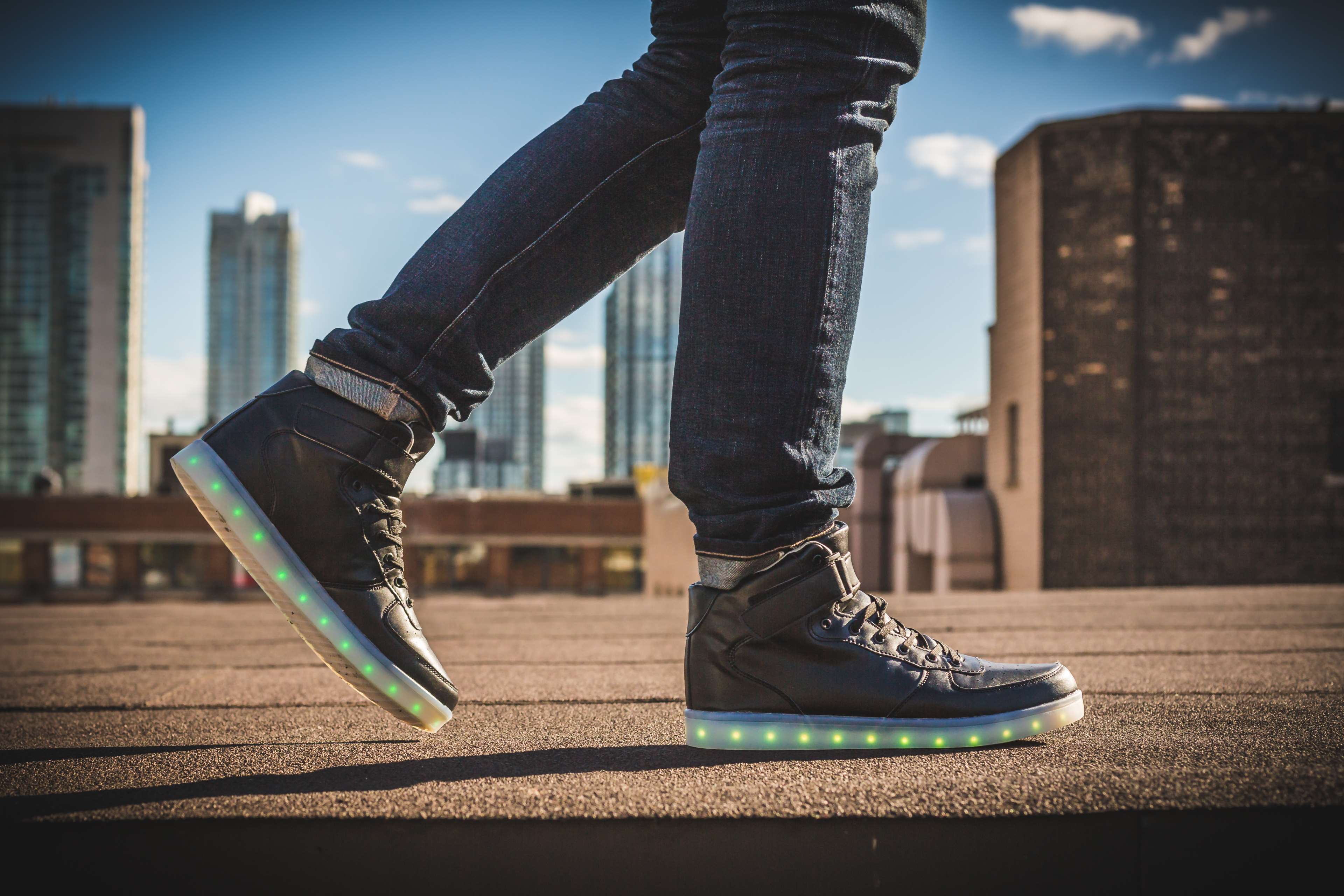 3840x2560 fashion, feet, footwear, illuminated, person, shoes, sneakers, wear 4k wallpaper