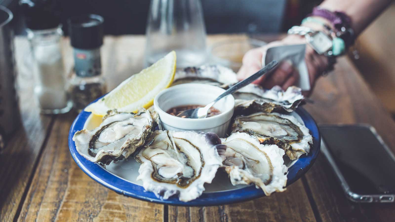 1600x900 Where to Enjoy the World's Best Oysters