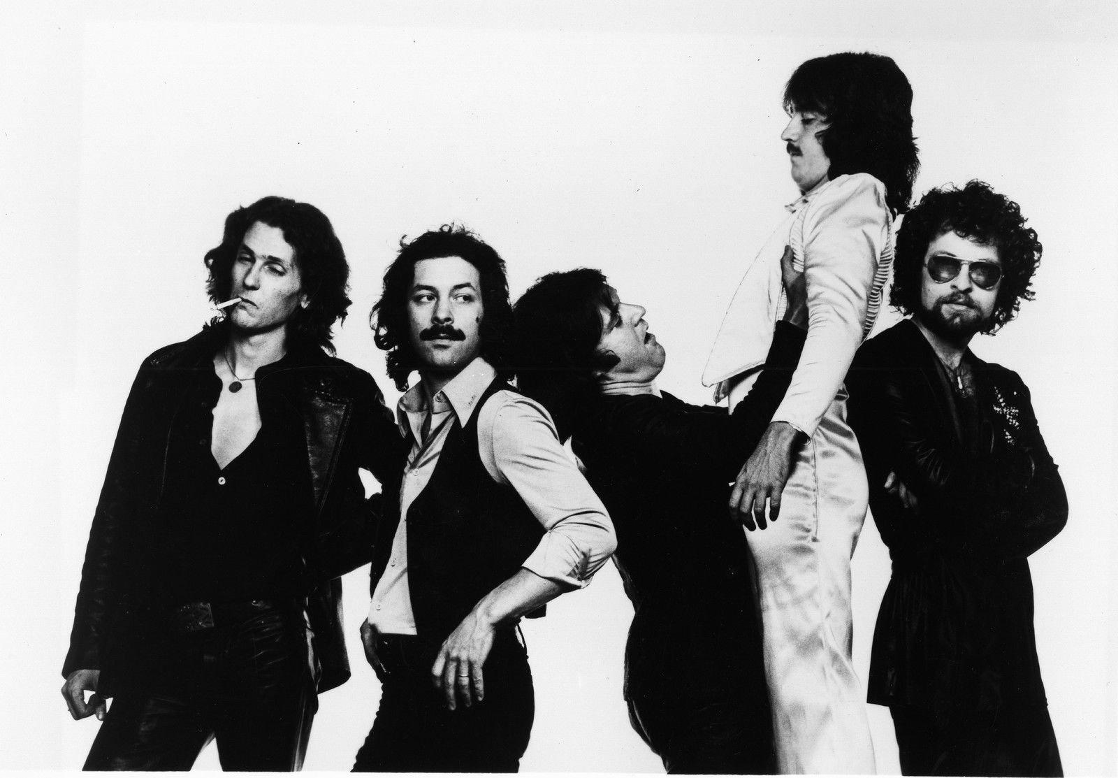 1600x1113 Blue Oyster Cult old promo 2