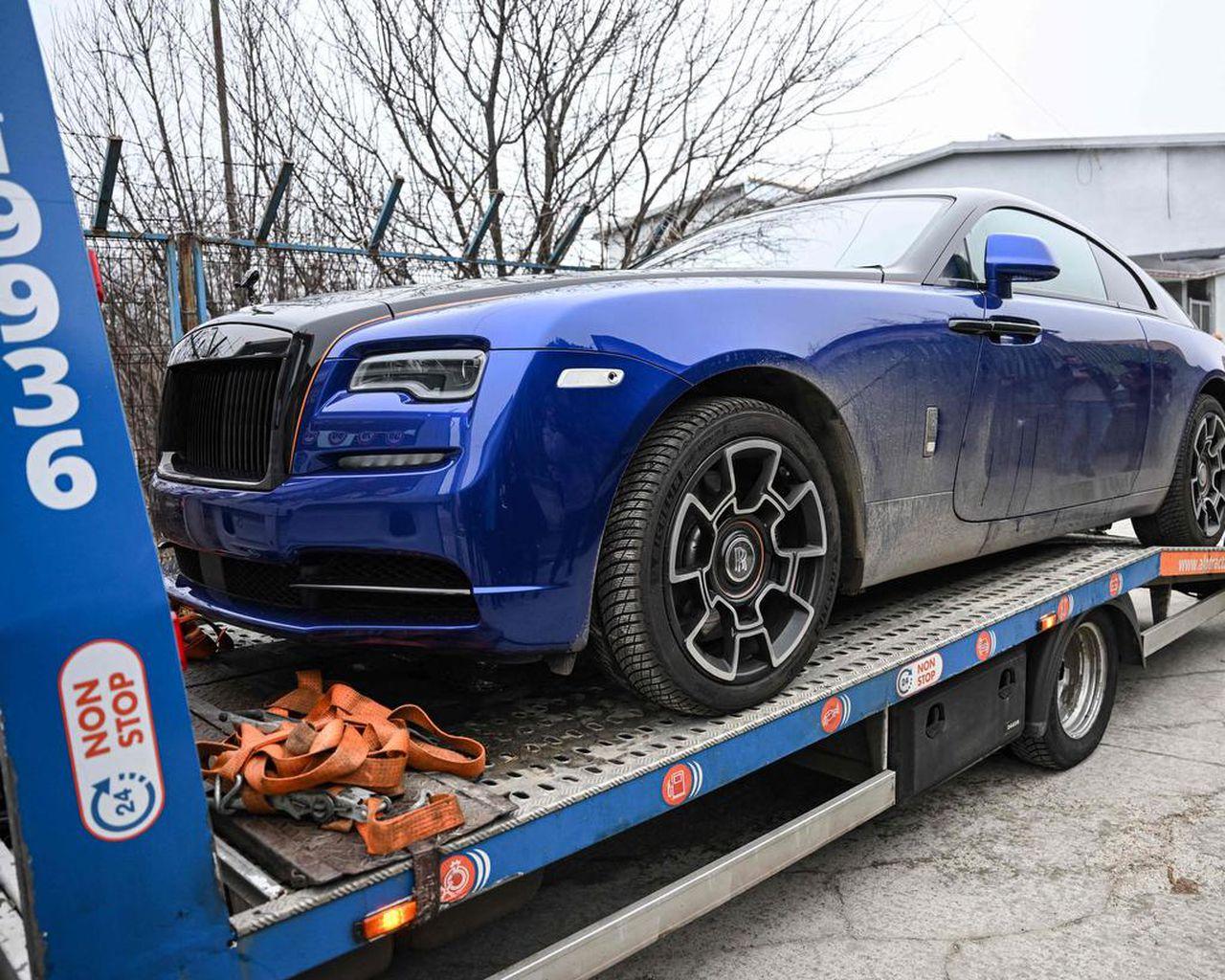 1280x1024 Andrew Tate's luxury car fleet seized