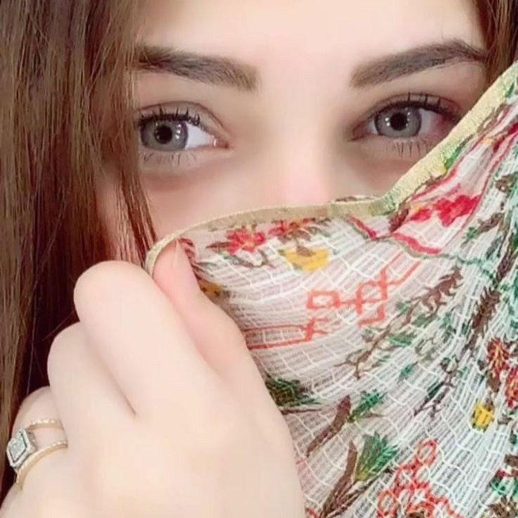 1020x1020 Girls Dp. Girls Image Wallpaper Download