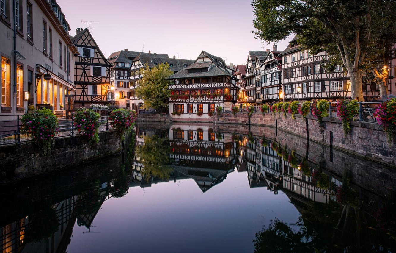 1332x850 Wallpaper flowers, reflection, France, building, home, channel, promenade, Strasbourg, France, Strasbourg, The Petite France Quarter, Petite France image for desktop, section город