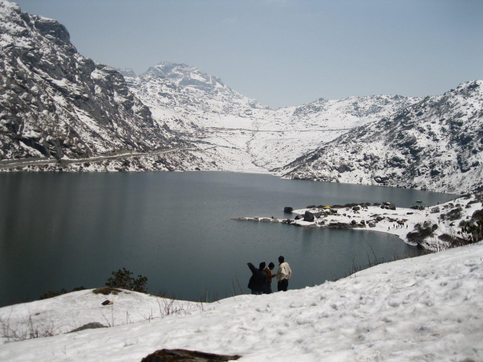 1600x1200 Gangtok Wallpaper