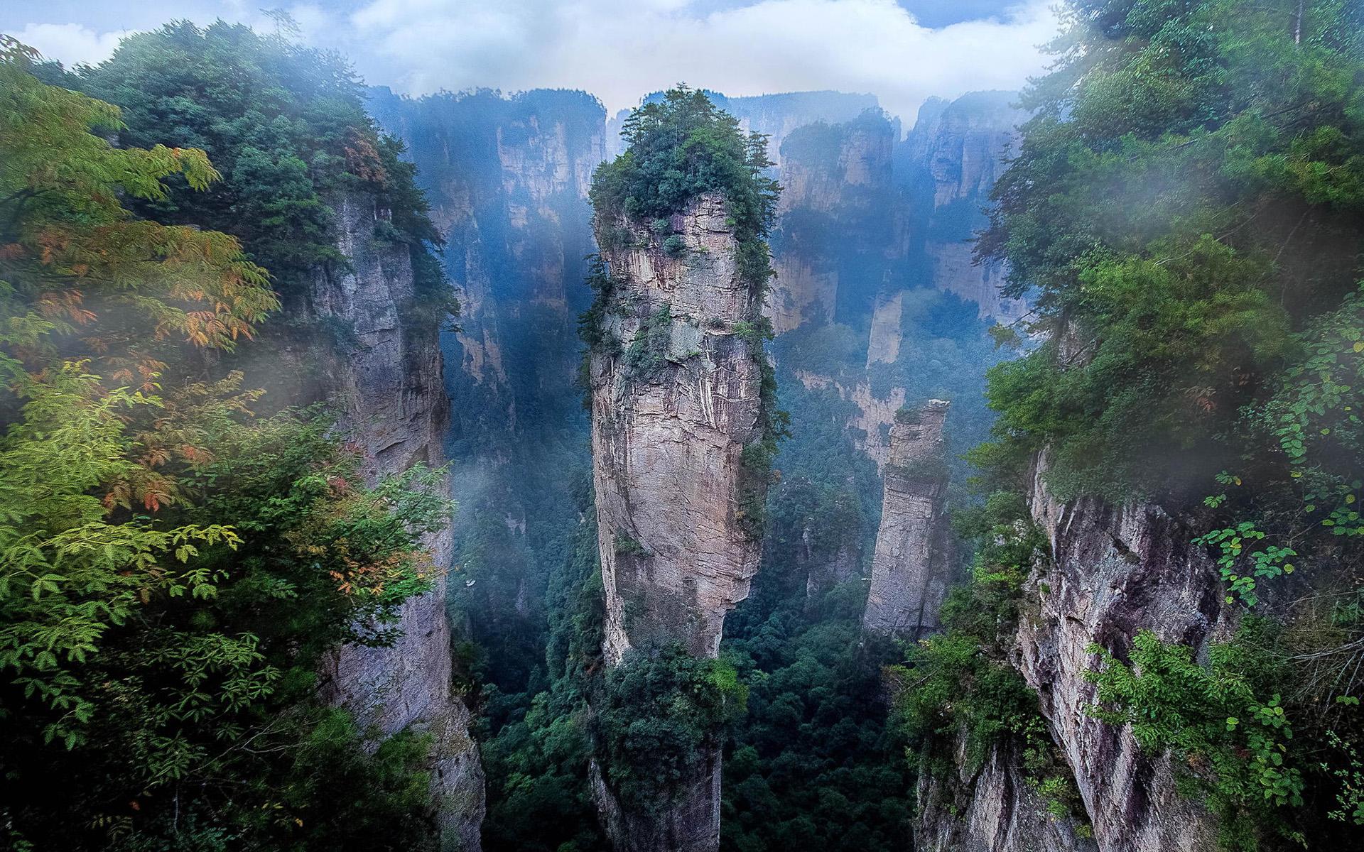 1920x1200 Zhangjiajie National Park in China