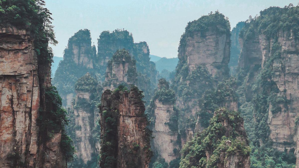 1200x675 2 Day Zhangjiajie Itinerary Floating Mountains In China