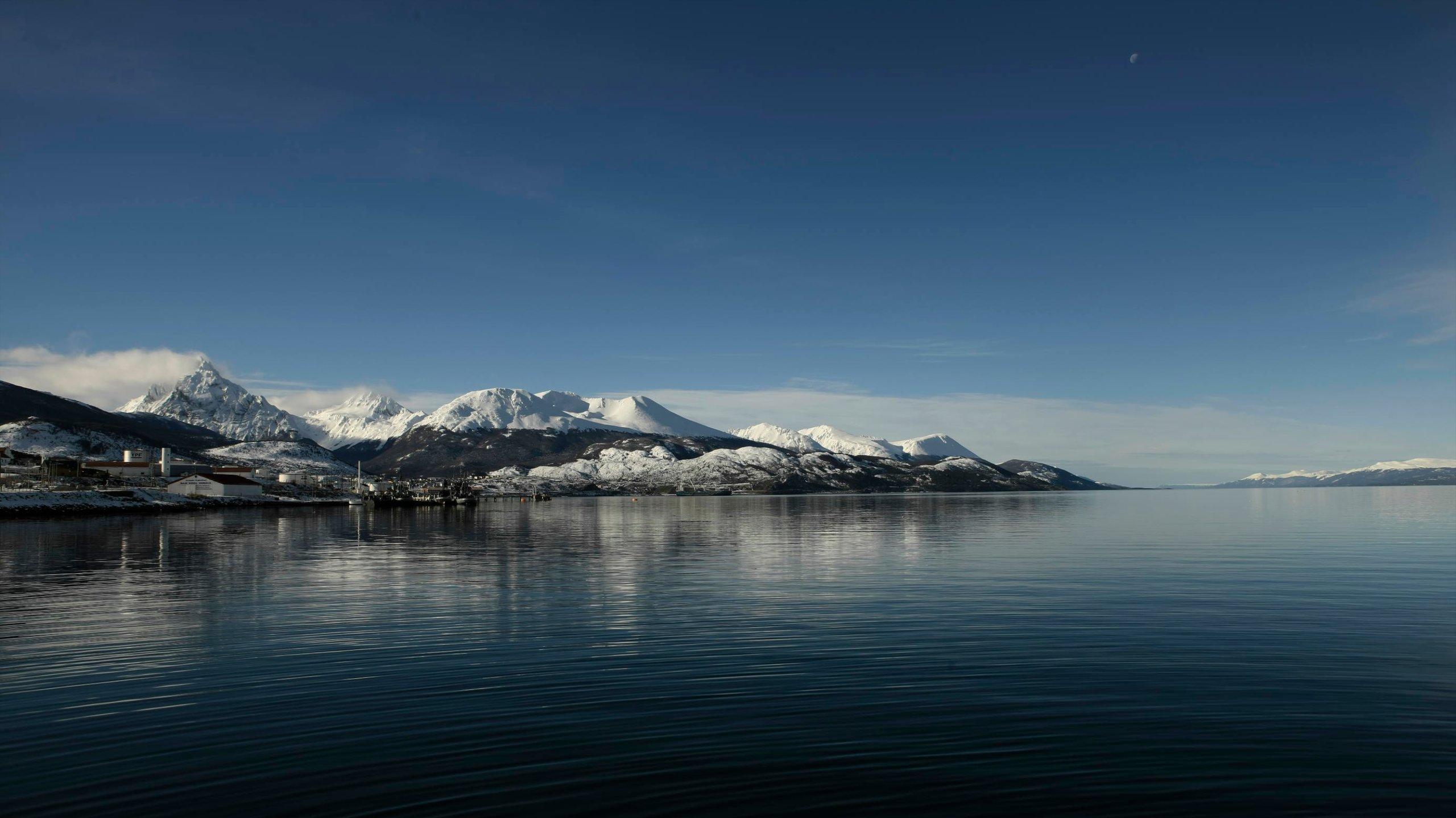 2560x1440 Visit Ushuaia: 2023 Travel Guide for Ushuaia, Tierra del Fuego Province