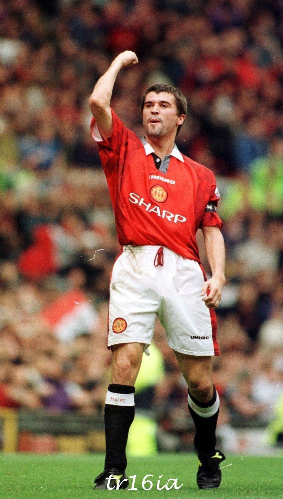 950x1672 Centre Midfield Keane. Manchester united legends, Manchester united players, Manchester united fans