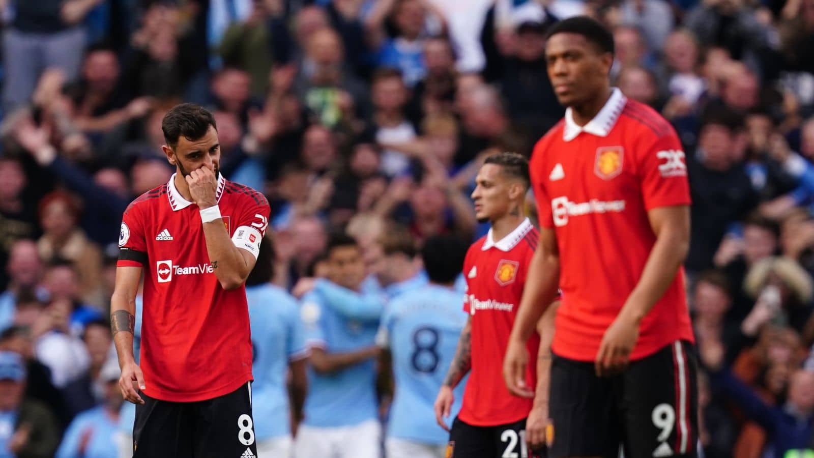1600x900 Roy Keane in disbelief at Man United display as duo credited with revival called to task