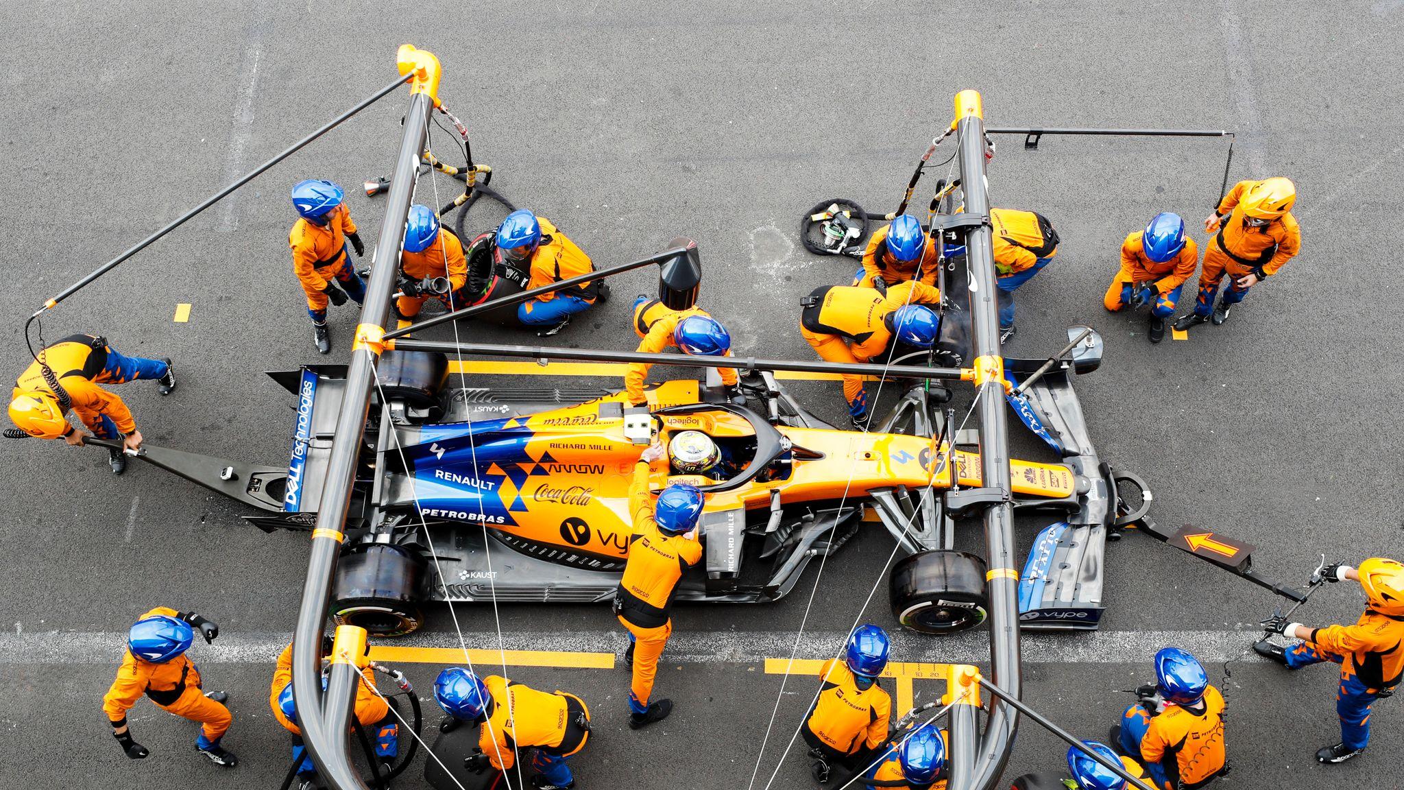 2048x1152 Carlos Sainz baffled, Lando Norris frustrated as McLaren toil in Mexico