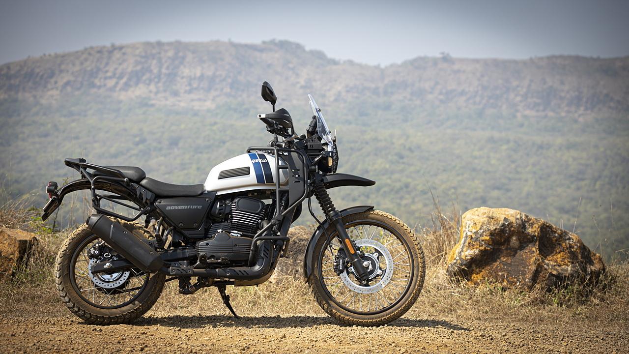 1280x720 Yezdi Adventure Wallpaper