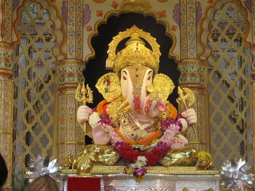 1024x768 A Day Dedicated To Ganapati At Dagdusheth Ganpati Pune!. The Nomadic Guy
