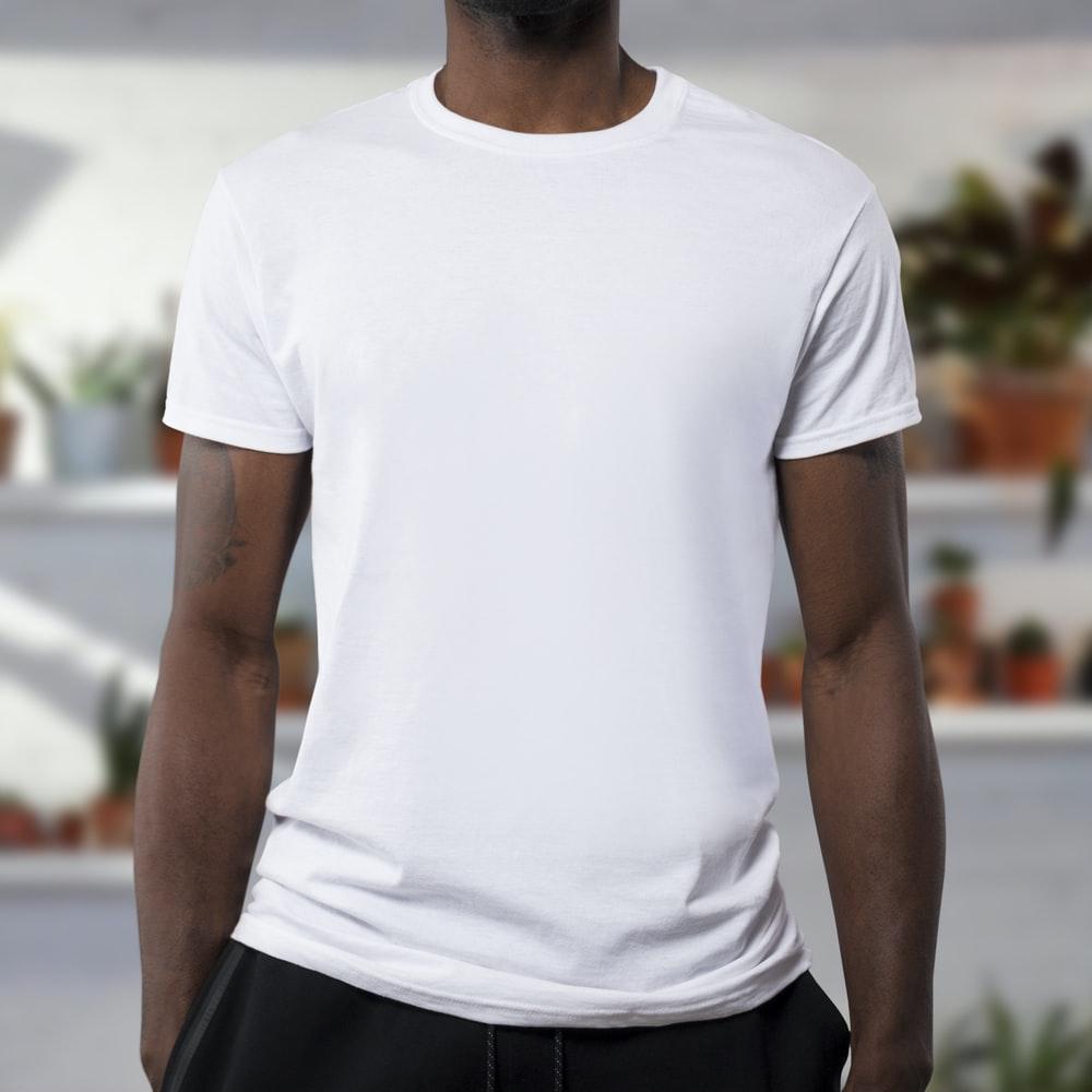 1000x1000 White Tshirt Wallpaper