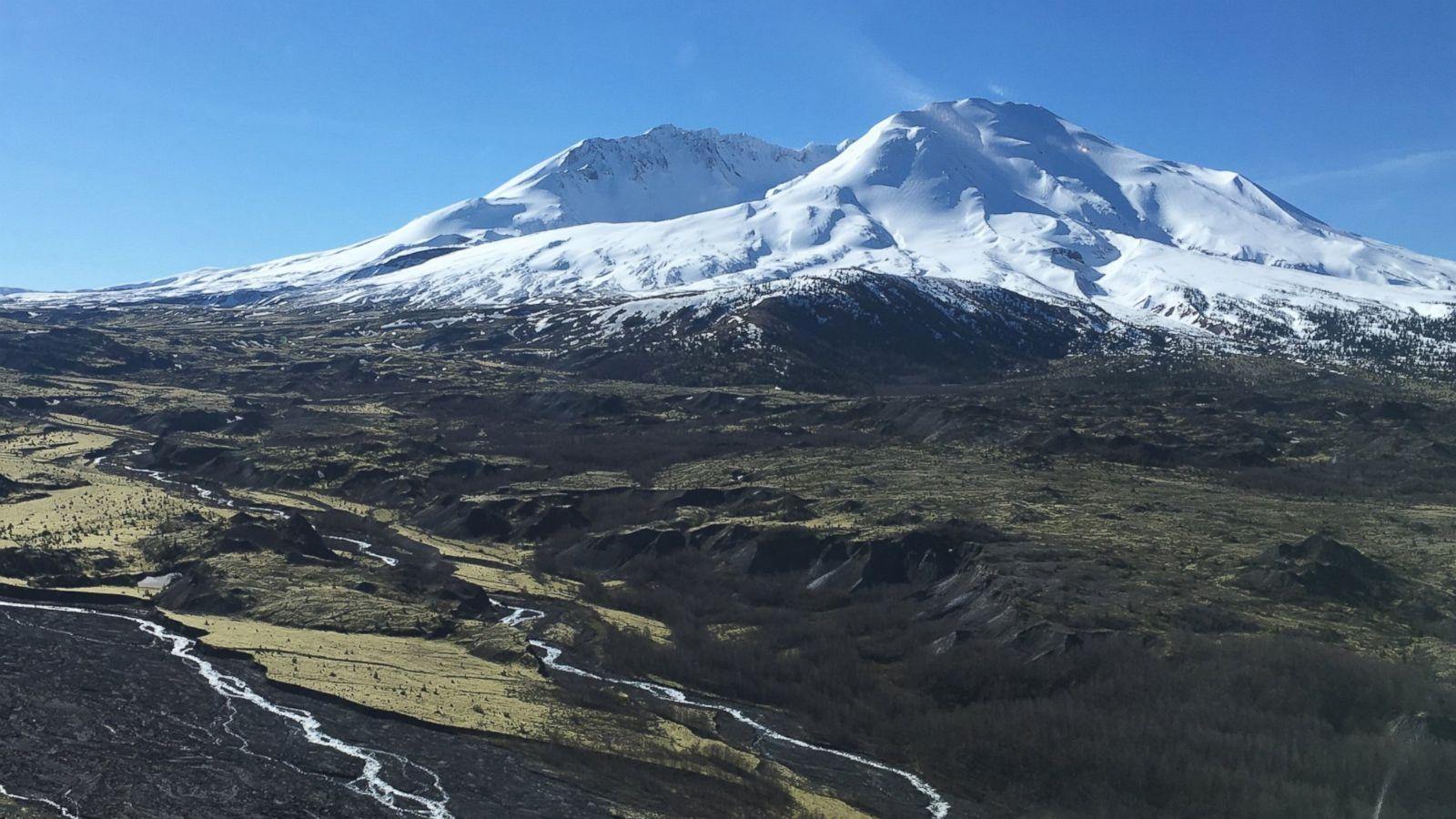 1600x900 Decades after catastrophic 1980 eruption, Mount St. Helens is