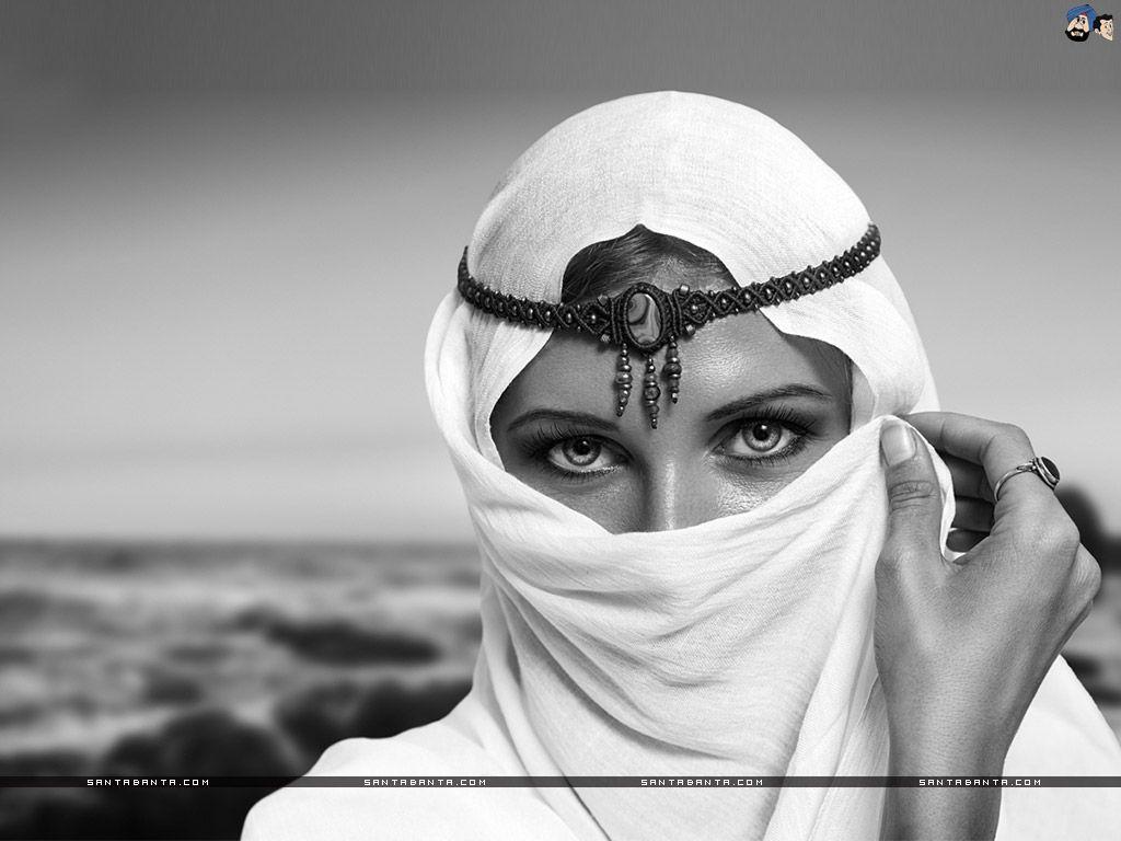 Arab Women Wallpapers Top Free Arab Women Backgrounds Wallpaperaccess 