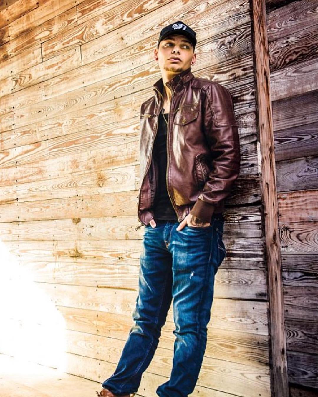 pictures of kane brown  1000 images about Kane brown on Pinterest  Kane  Brown Twitter and   Kane brown Kane brown music Singer