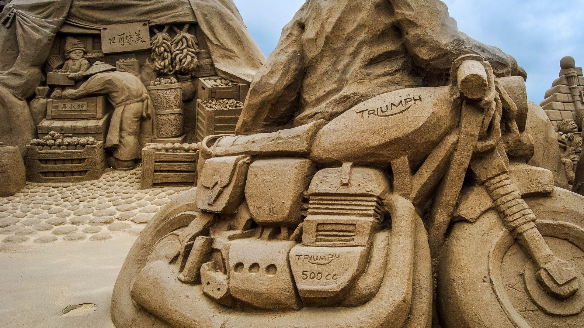 1920x1080 Desktop Wallpaper Sculpture Of Sand Of Bike Wallpaper, HD Image, Picture, Background, R3xcxo