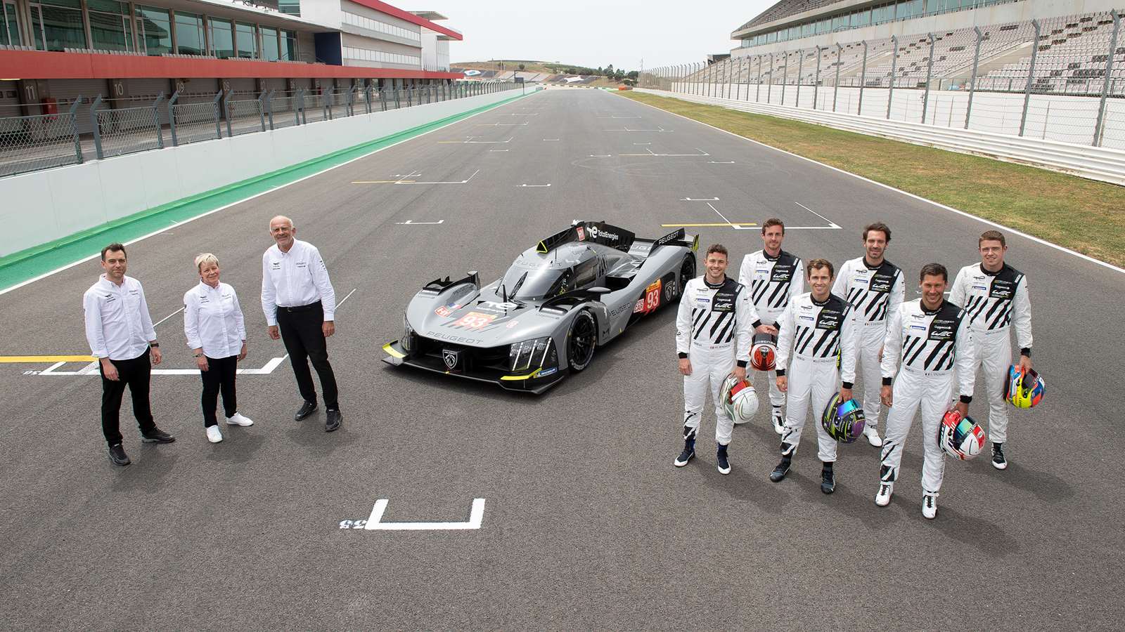 1600x900 Peugeot 9X8 revealed in race trim ahead of Monza debut