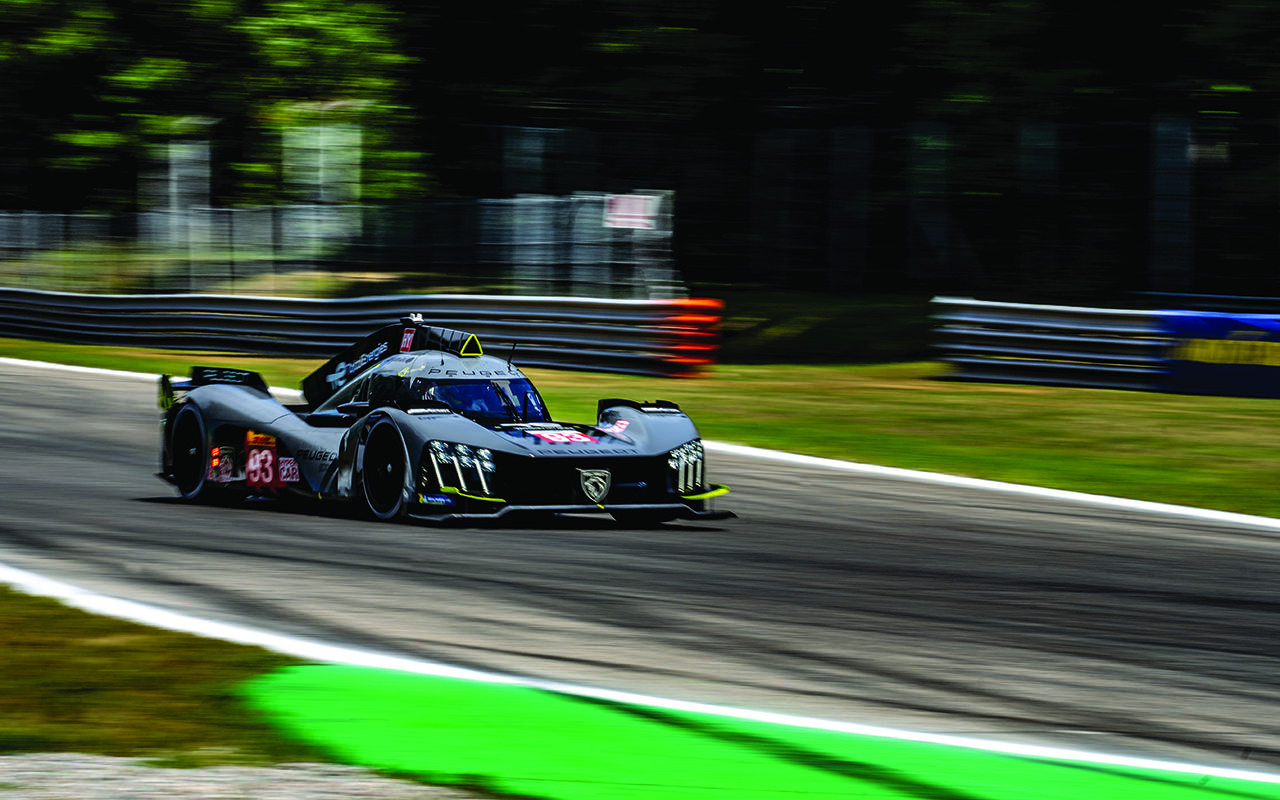 1280x800 In detail: Peugeot 9X8 Le Mans Hypercar. Professional Motorsport World