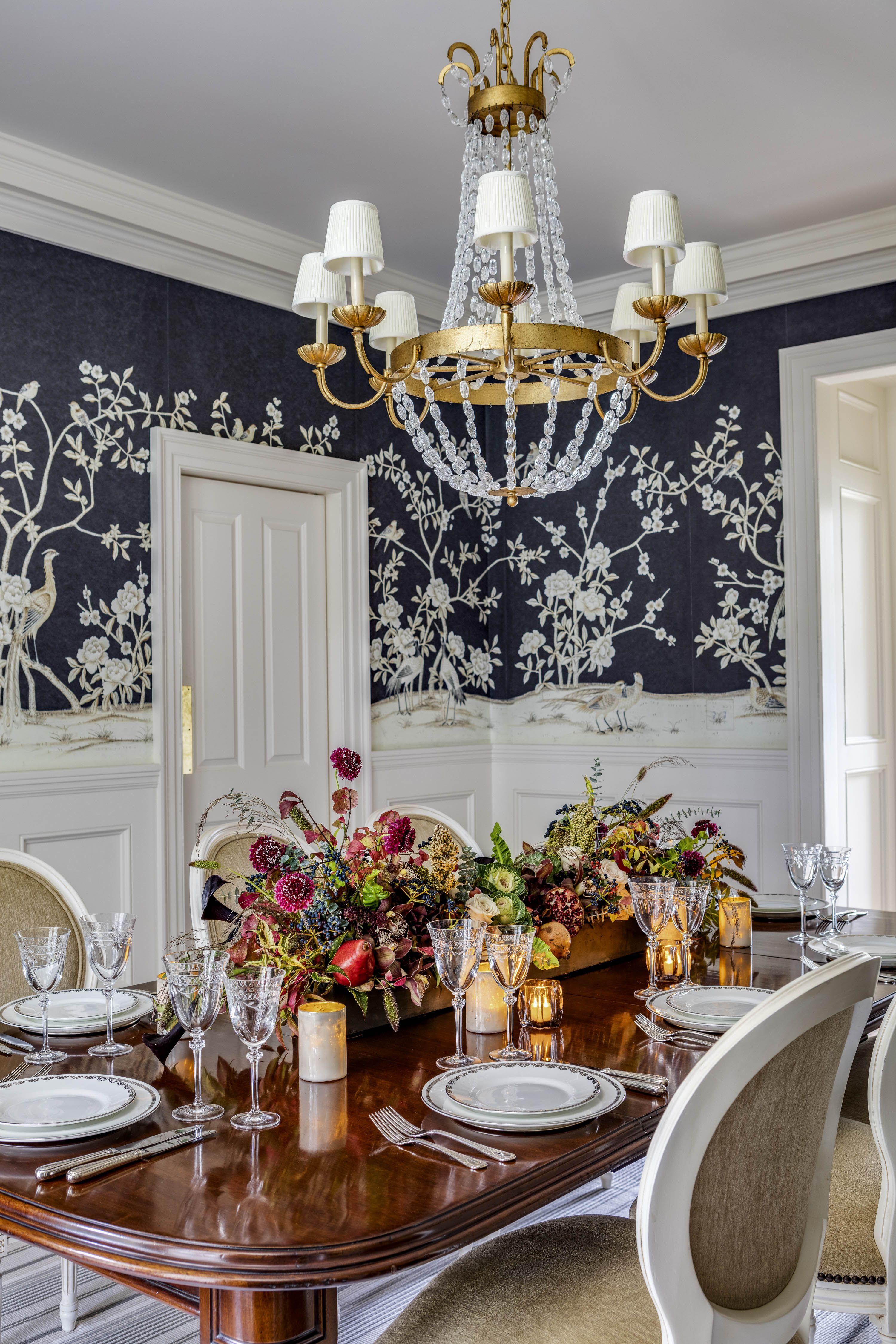 3000x4500 Eye Catching Dining Rooms With Floral Wallpaper To Use Floral Wallpaper