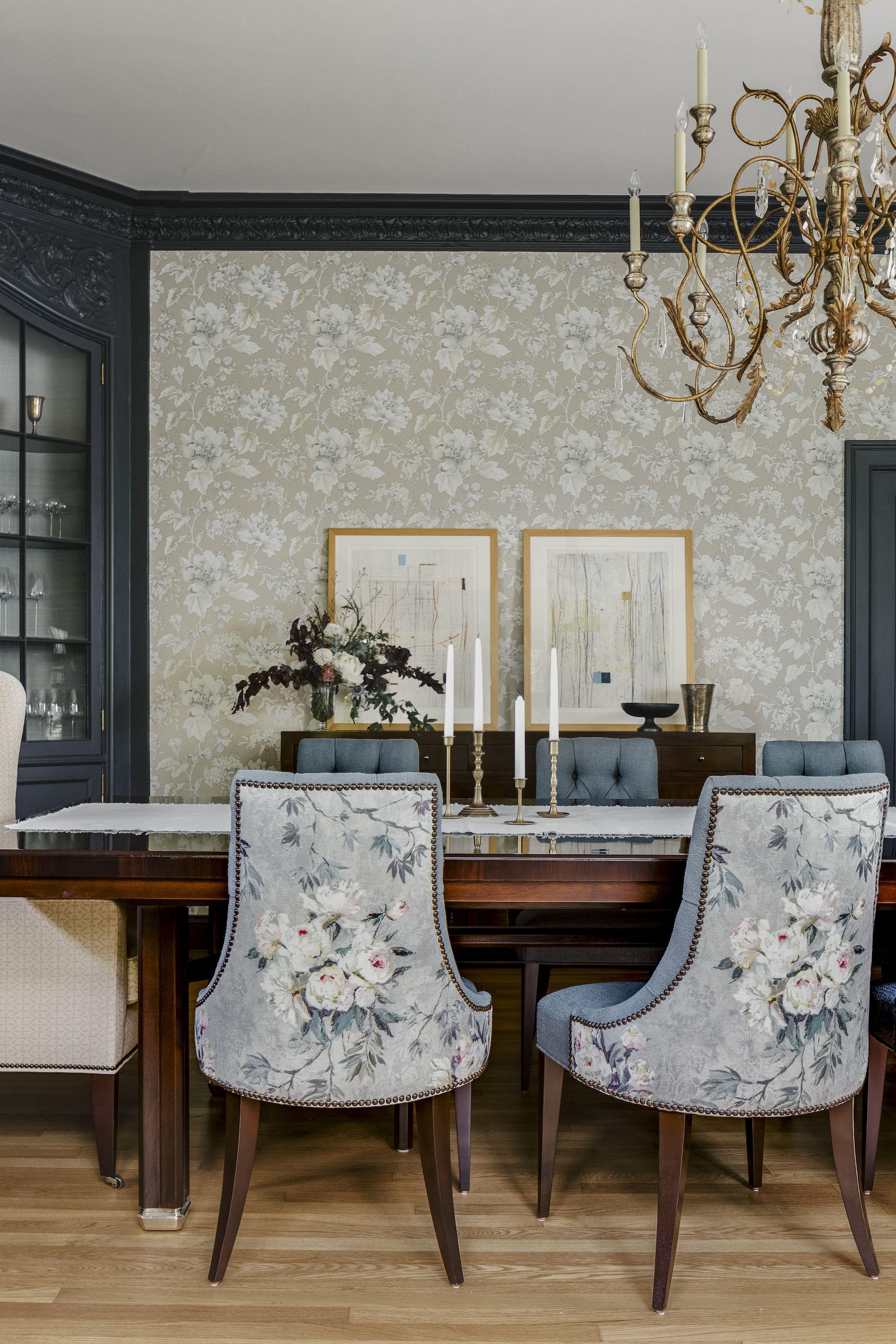 2000x3000 Eye Catching Dining Rooms With Floral Wallpaper To Use Floral Wallpaper