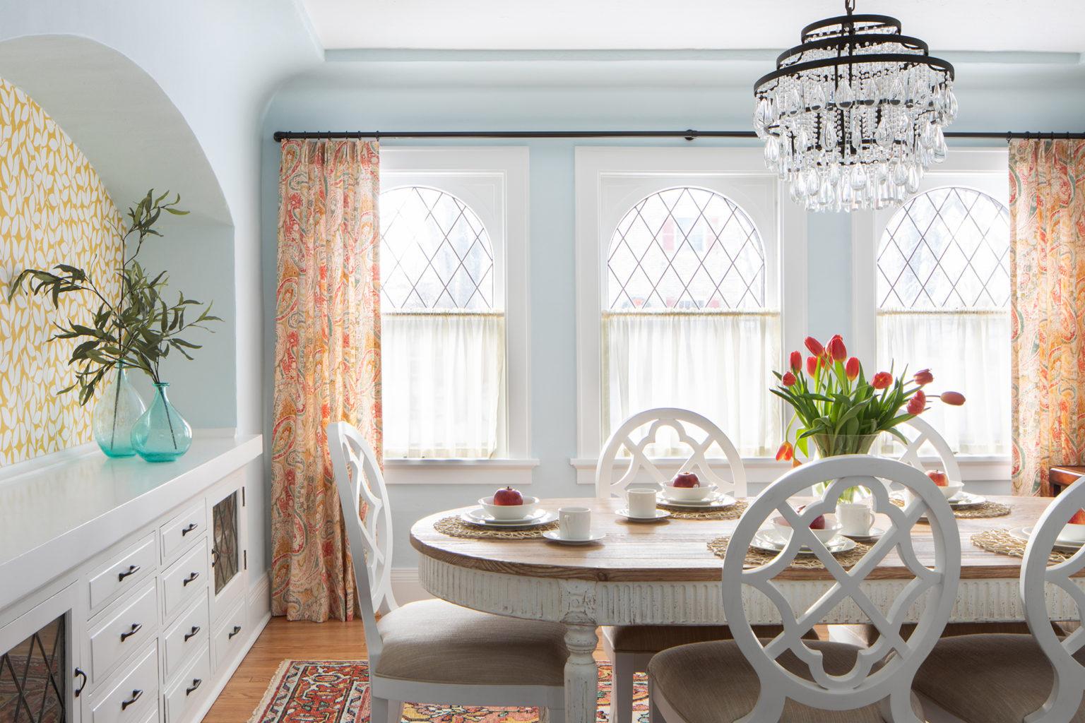 1536x1024 Gather 'Round the Table and Plan a Dining Room Makeover By Niki Den Interiors
