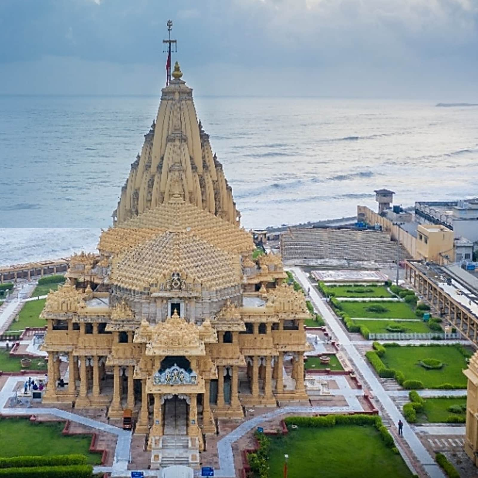 Somnath Temple Wallpapers - Top Free Somnath Temple Backgrounds ...