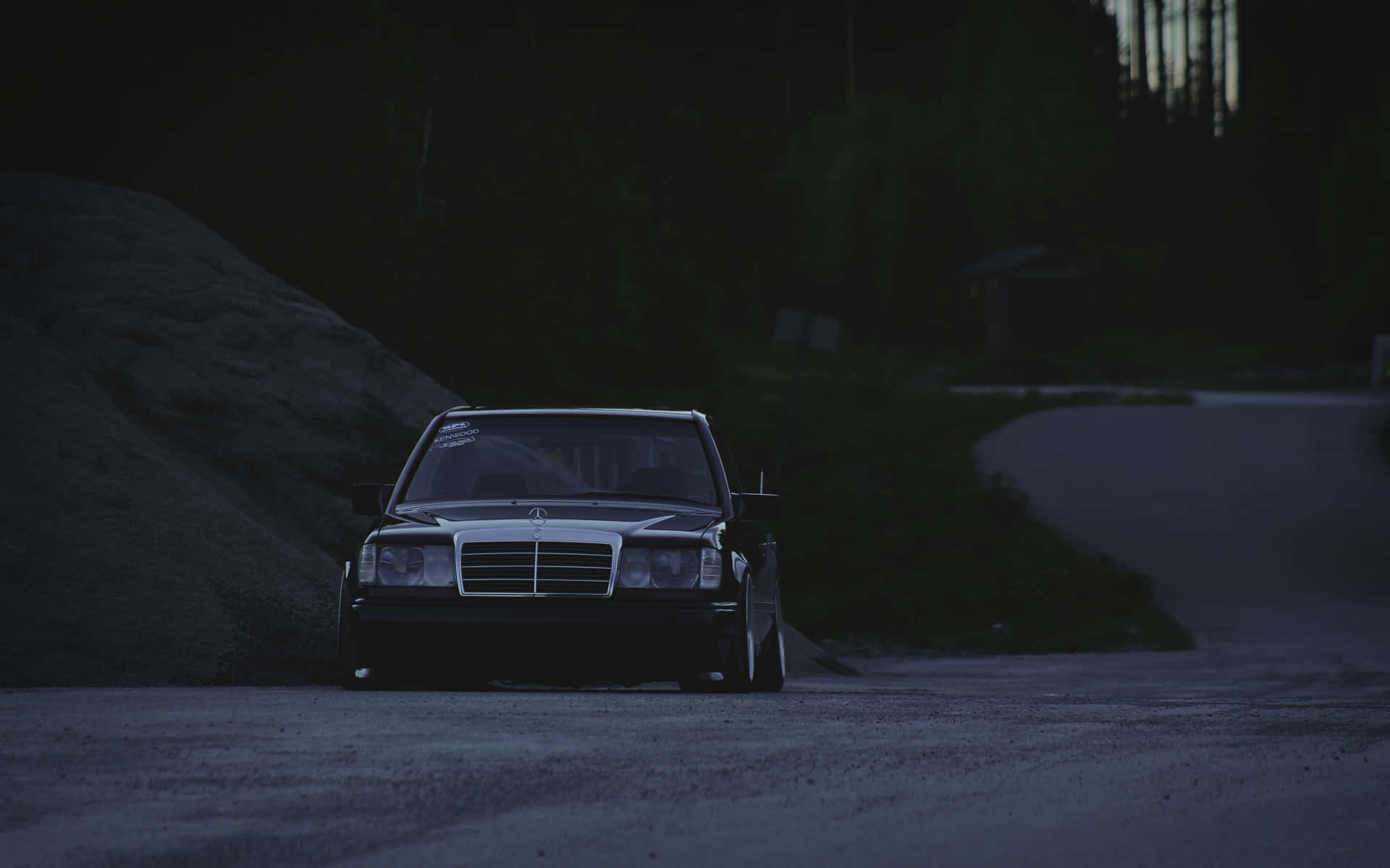 1920x1200 Download Old Mercedes Benz W201 Luxury Car Wallpaper