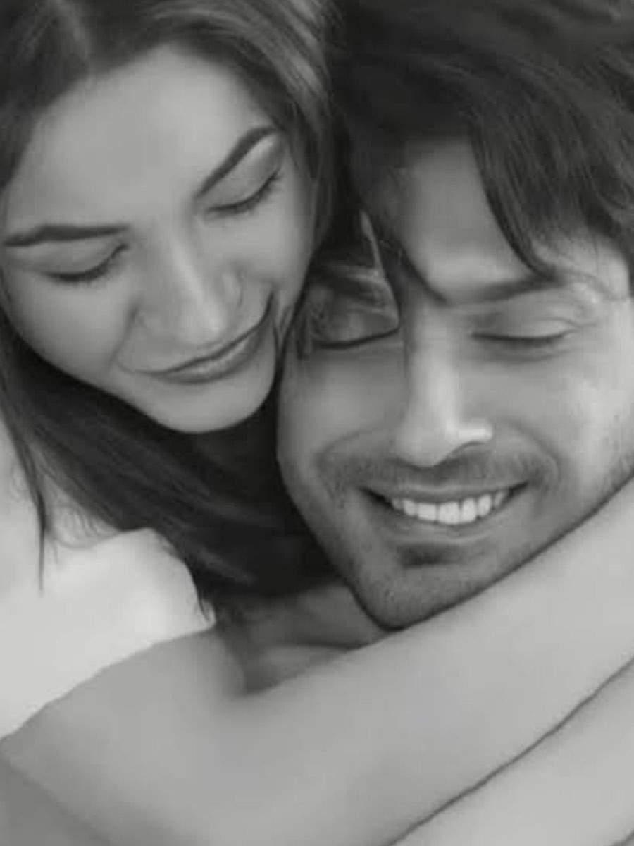 900x1200 Shehnaaz Gill's phone wallpaper sparks interest among SidNaaz fans