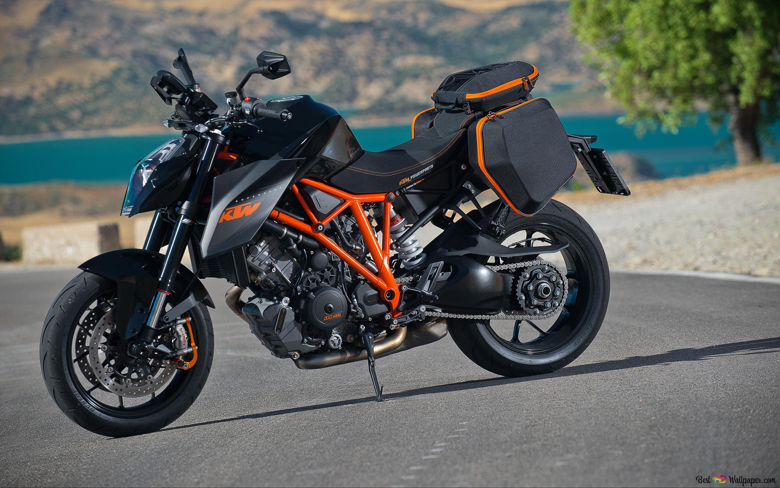 2560x1600 KTM 1290 Super Duke R With Rear Bags 2K wallpaper download
