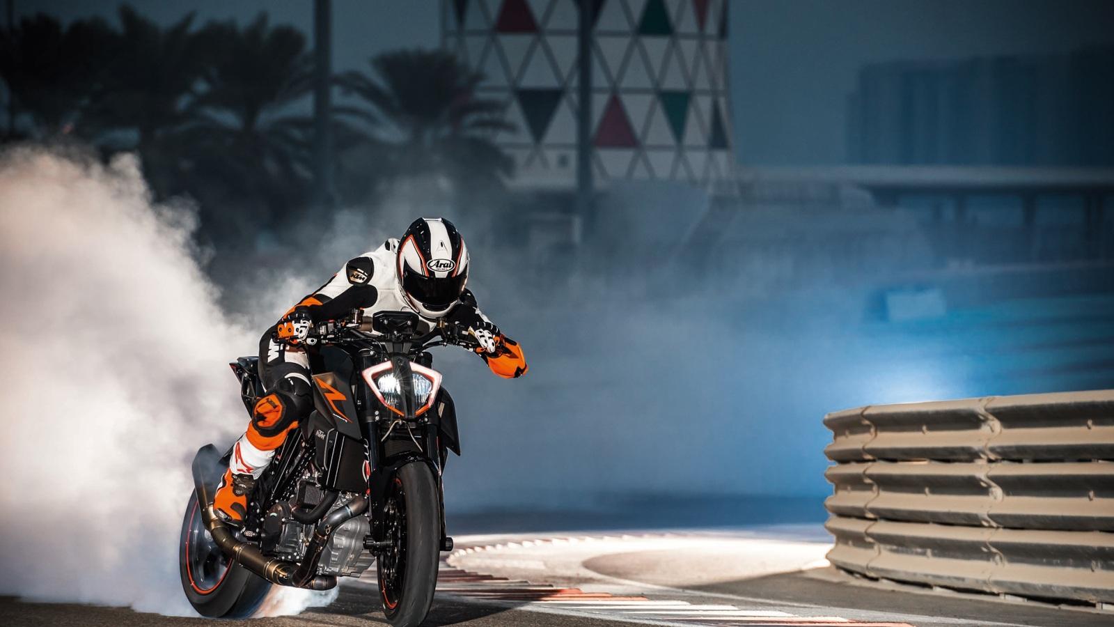 1600x900 Wallpaper 4k KTM 1290 Super Duke Wallpaper
