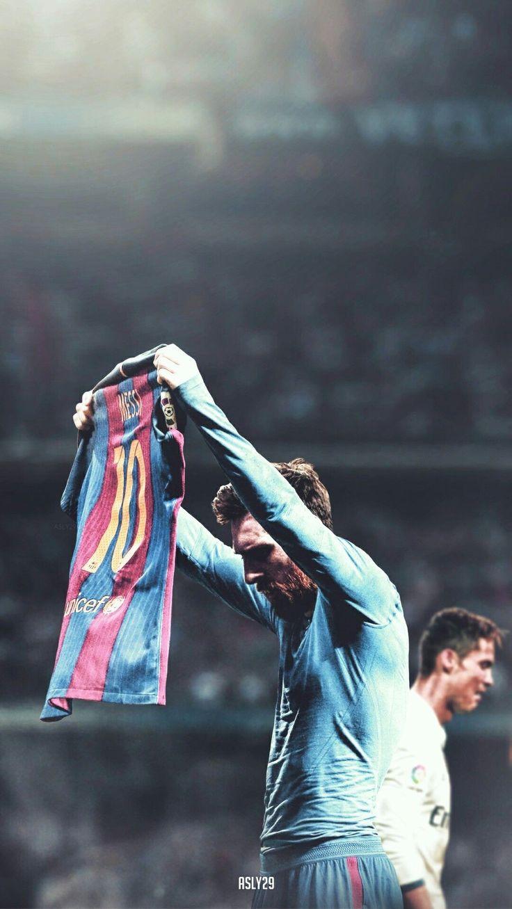 736x1307 messi