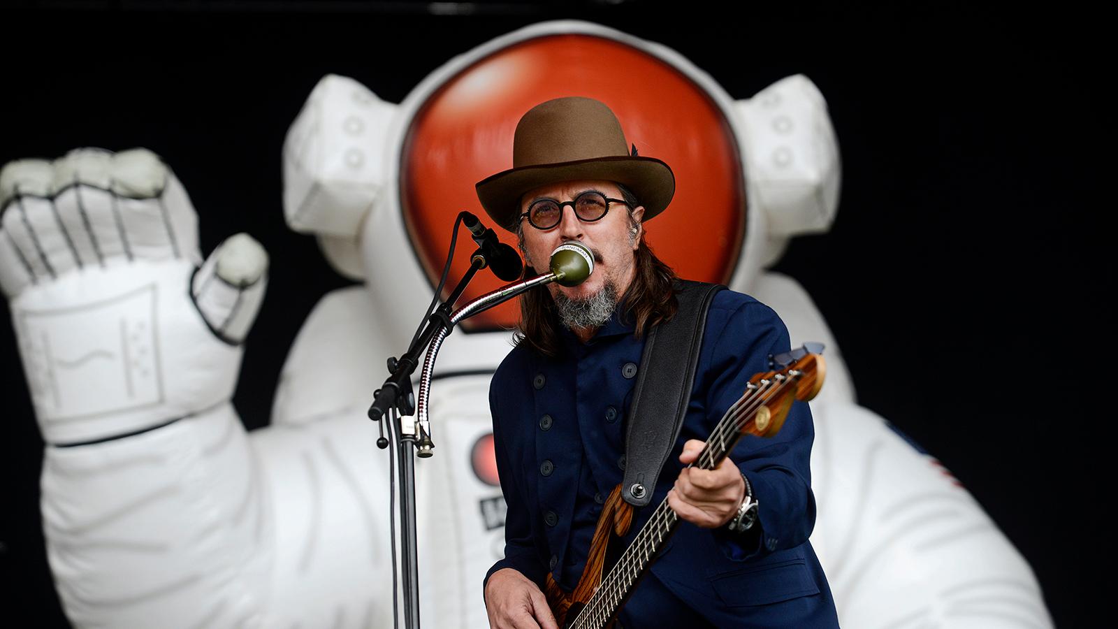 1600x900 Fan Poll: Primus Songs