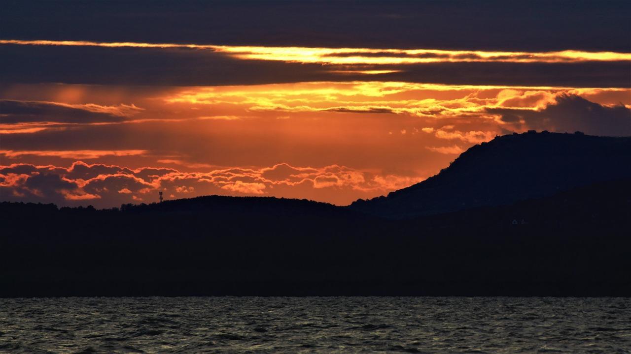 1280x720 Lake Balaton Sunrise Sunlight Day