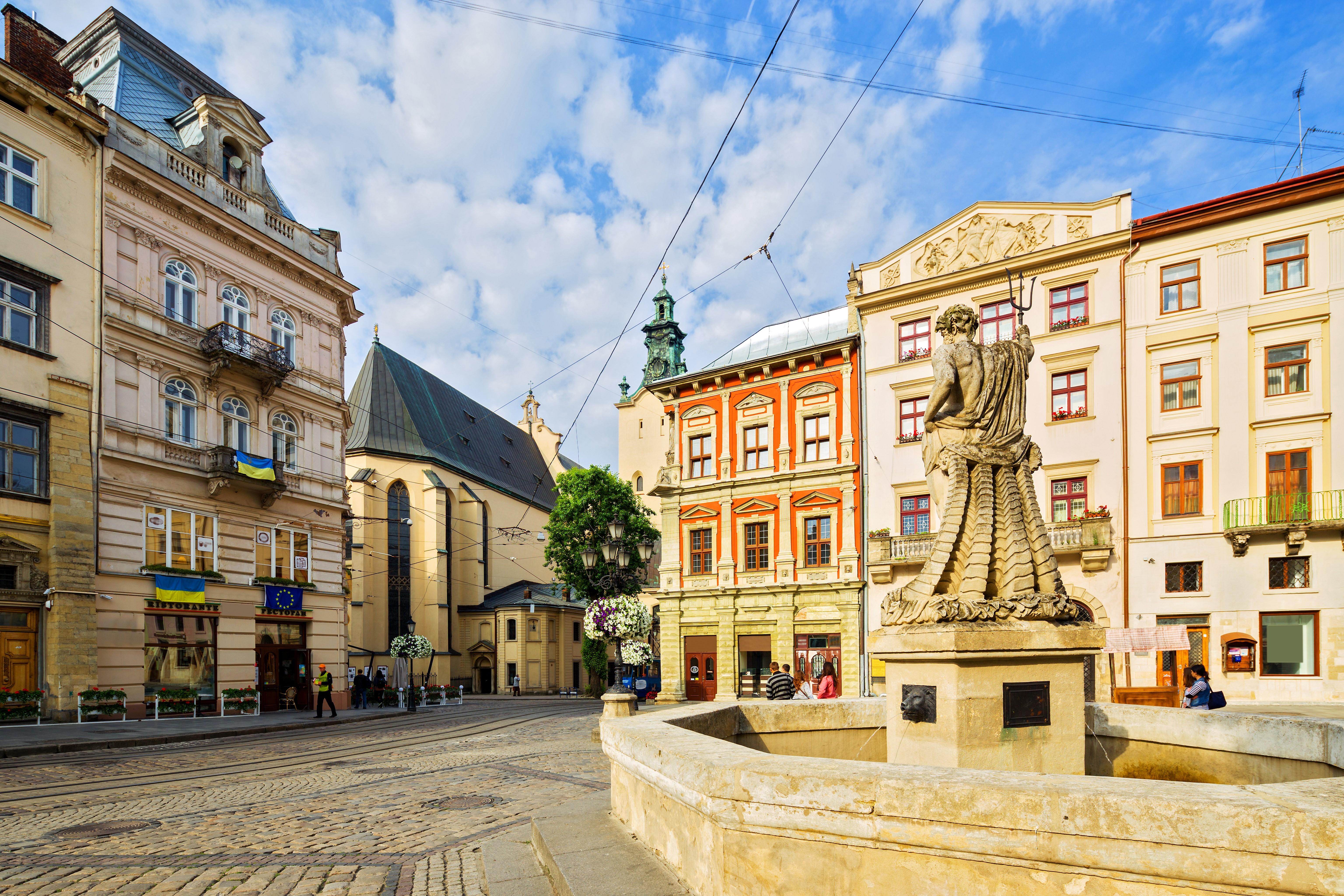 6144x4096 4K, 5K, 6K, Ukraine, Houses, Monuments, Lviv, Street Gallery HD Wallpaper