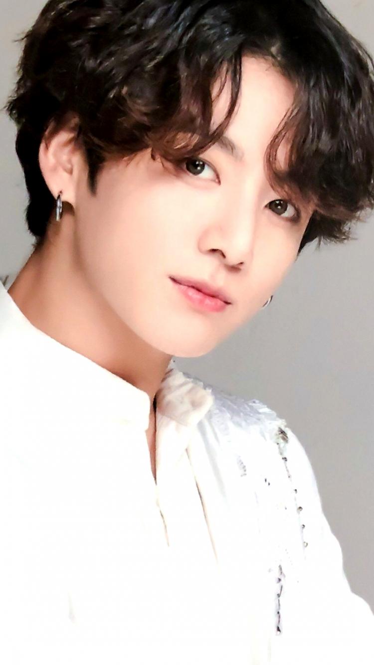750x1334 BTS JK Wallpaper