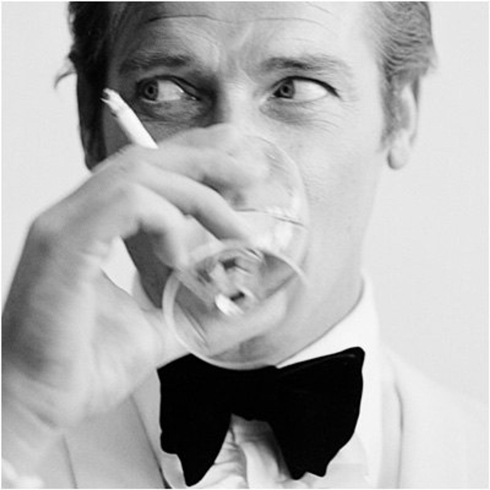 Roger Moore Wallpapers - Top Free Roger Moore Backgrounds - WallpaperAccess