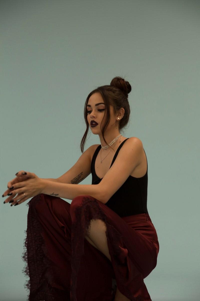 800x1200 Maggie Lindemann
